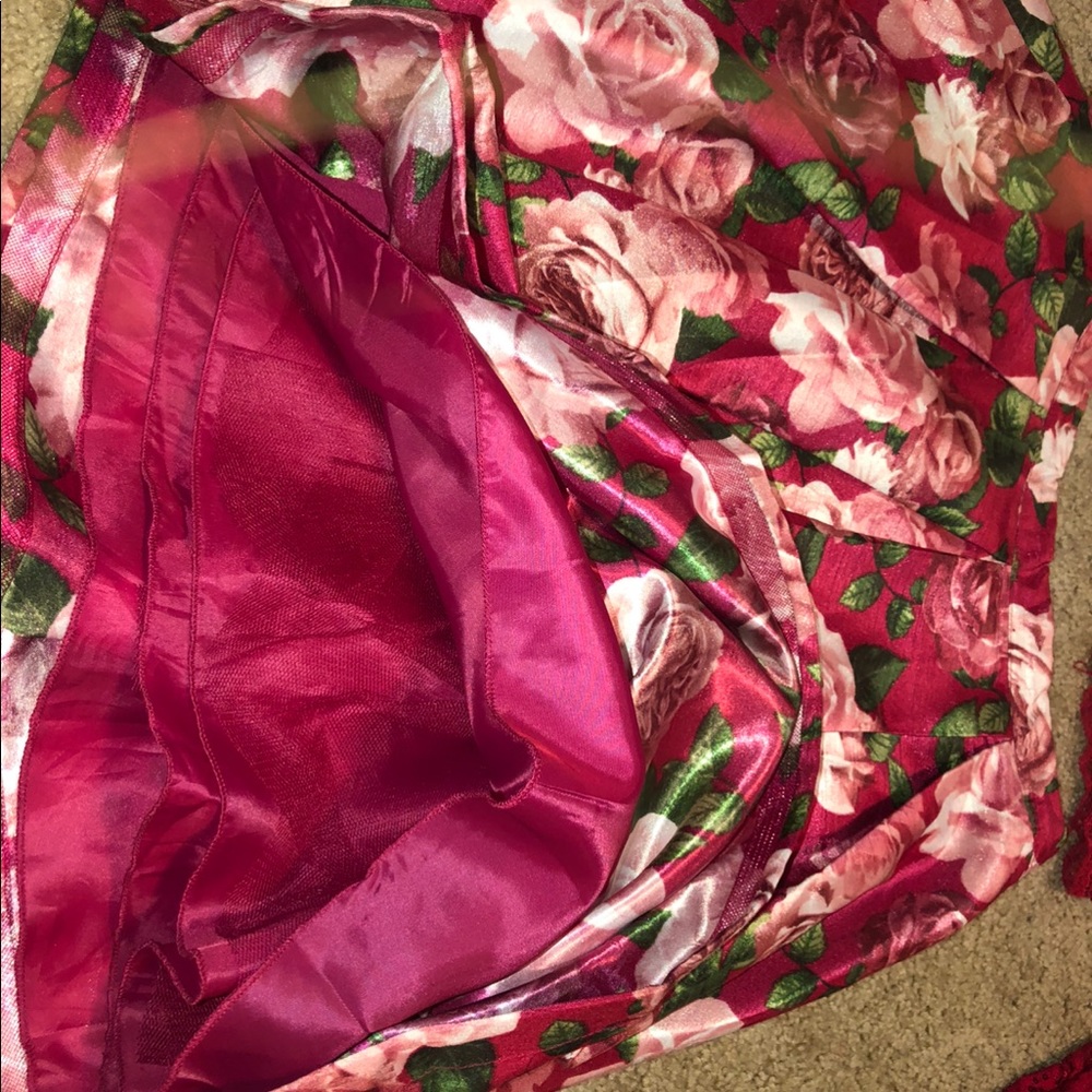 Dress - Picture 4 of 5